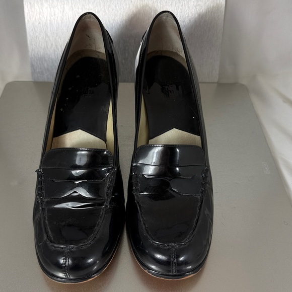 Michael Kors Bayville Loafer Heels in classic black patent leather Size 10 - Picture 2 of 5
